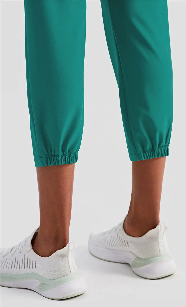 Athletic Cargo Pants Cropped