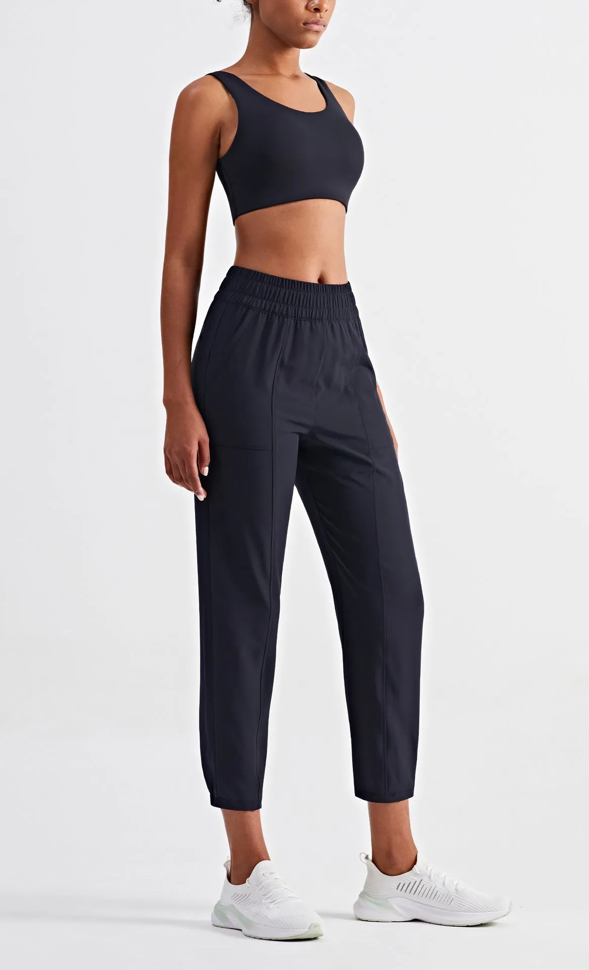 Athletic Cargo Pants Cropped