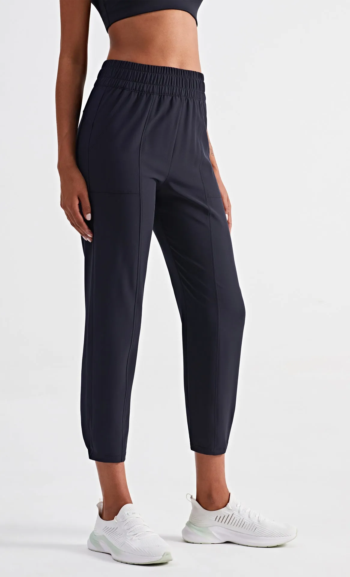 Athletic Cargo Pants Cropped