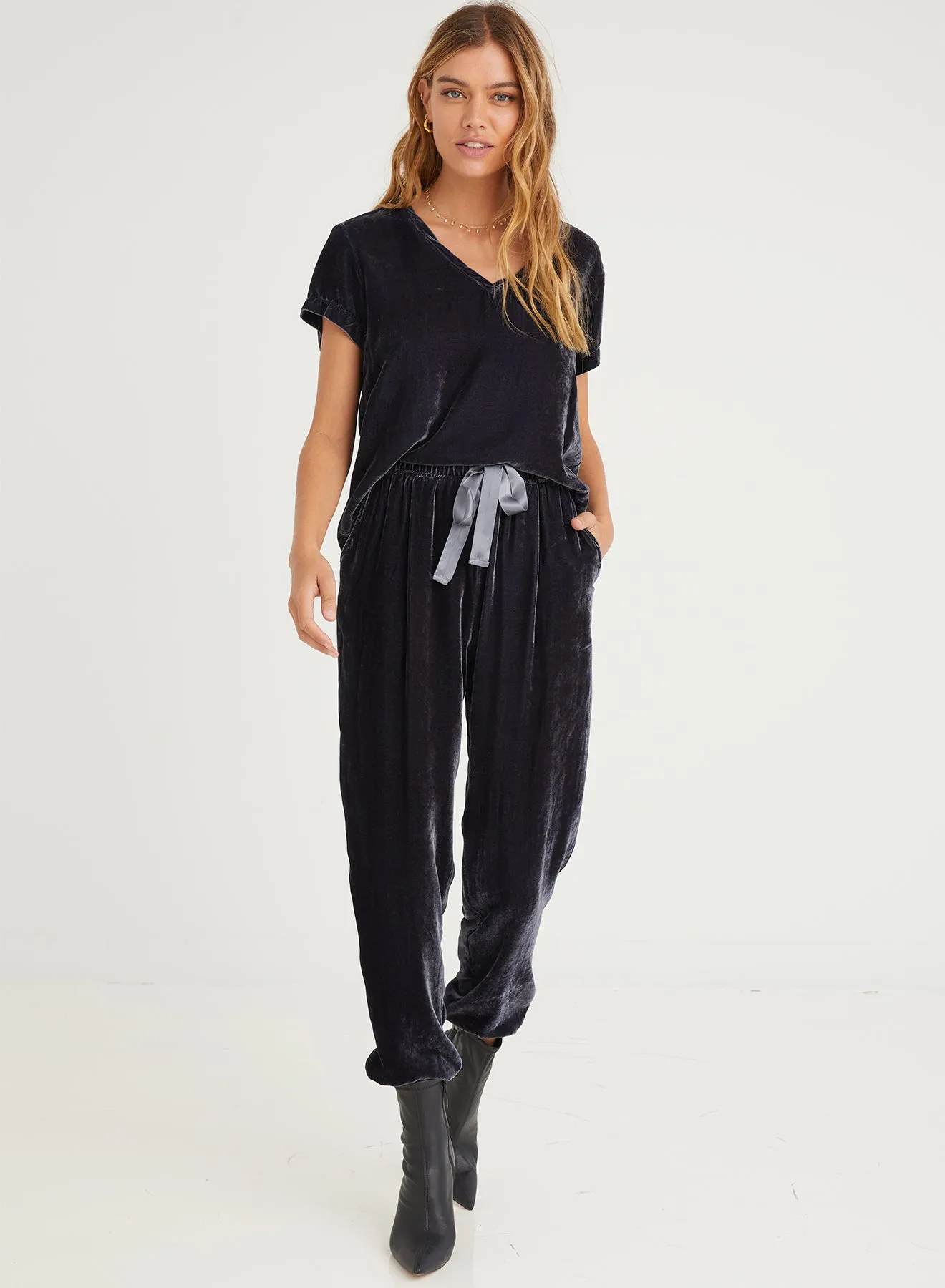 Pleat Front Jogger