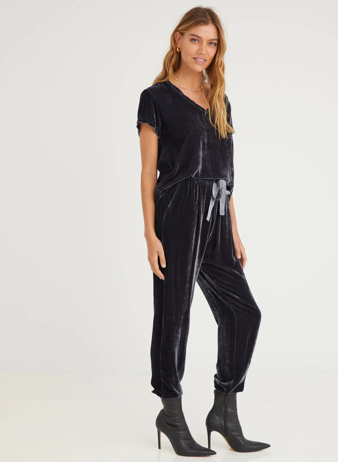 Pleat Front Jogger